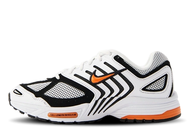 Низкая обувь из комбинированных материалов